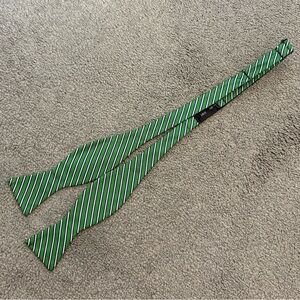 Jos. A. Bank - Bow tie - green/white/navy blue striped